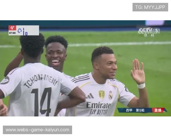 维尼修斯直塞助攻队友门前补射得分